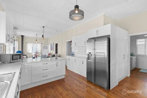 Property photo of 9 Myrtle Avenue Warwick QLD 4370