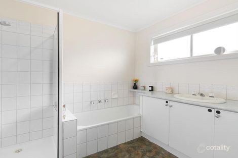 Property photo of 1 Templeton Court St Albans Park VIC 3219