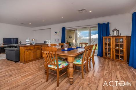 34 Needletail Ave, Alkimos, WA 6038