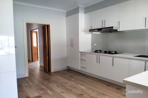 Property photo of 10 Hillside Parade Box Hill North VIC 3129