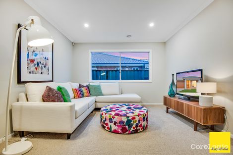Property photo of 7 Gossia Avenue Craigieburn VIC 3064