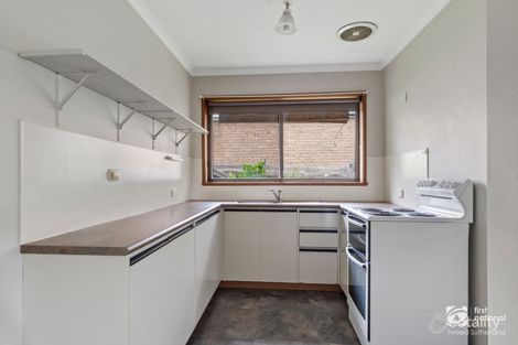 Property photo of 2/50 Sandhurst Road California Gully VIC 3556