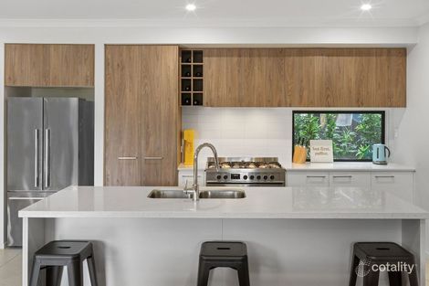 Property photo of 3 Welford Lane South Ripley QLD 4306