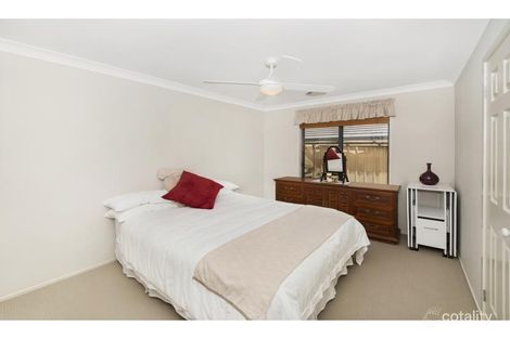 Property photo of 3 Capri Close Woongarrah NSW 2259