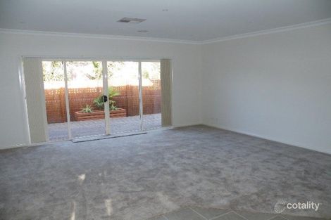 Property photo of 2/16 Mountain Crescent Mulgrave VIC 3170