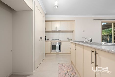 Property photo of 4 Fifth Mews Maddingley VIC 3340