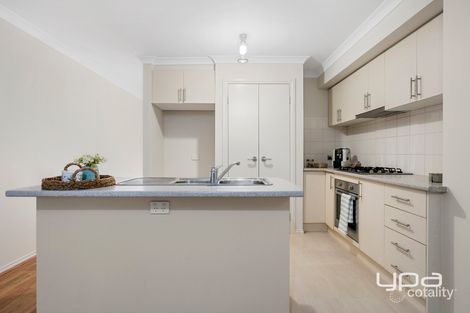 Property photo of 4 Fifth Mews Maddingley VIC 3340