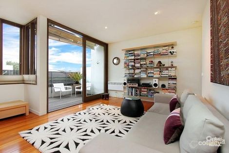 Property photo of 7 Young Street St Kilda East VIC 3183