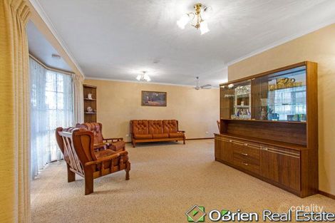 Property photo of 16 Beckenham Place Langwarrin VIC 3910