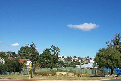 27 Milroy St, Willagee, WA 6156