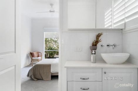 Property photo of 180 Pitt Street Eltham VIC 3095
