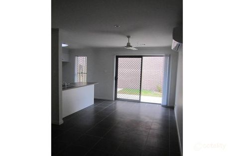 Property photo of 4/6 Anlaby Drive Pimpama QLD 4209