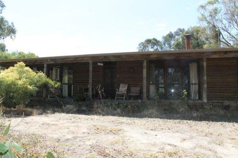 24 Ross St, Heathcote, VIC 3523