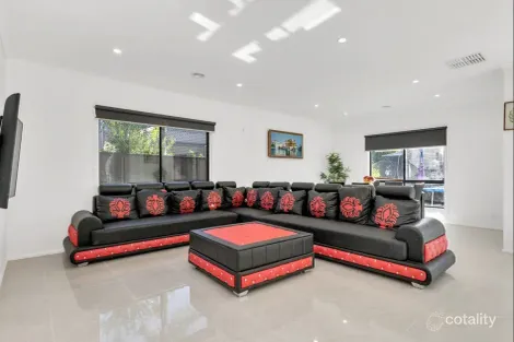 Property photo of 19 Doughty Road Craigieburn VIC 3064