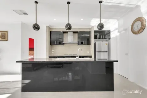 Property photo of 19 Doughty Road Craigieburn VIC 3064