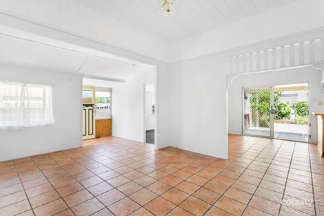 Property photo of 15 McCulloch Avenue Margate QLD 4019