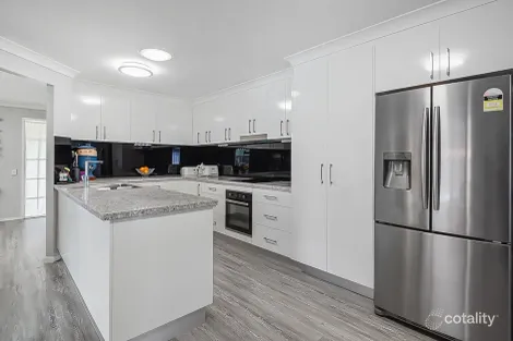 Property photo of 12 Elbe Place Meadowbrook QLD 4131