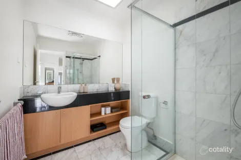 Property photo of 7 Andrew Street Windsor VIC 3181