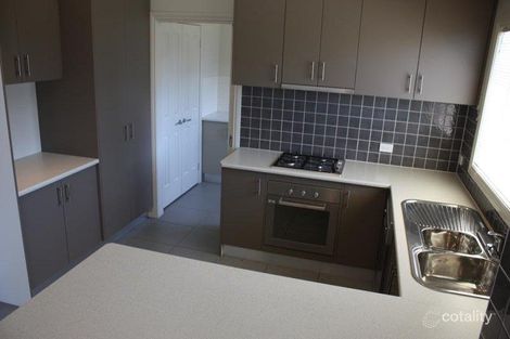 Property photo of 24 Windsor Rise Sunbury VIC 3429