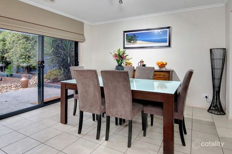 Property photo of 30 Clifton Grove Carrum Downs VIC 3201