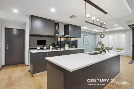 Property photo of 22 Simcoe Way Caversham WA 6055