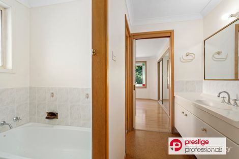 Property photo of 4 Haughton Court Wattle Grove NSW 2173