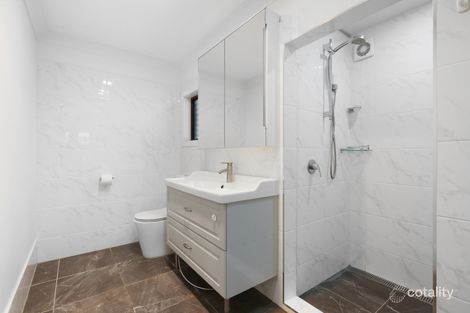 Property photo of 19 Annerley Avenue Runaway Bay QLD 4216