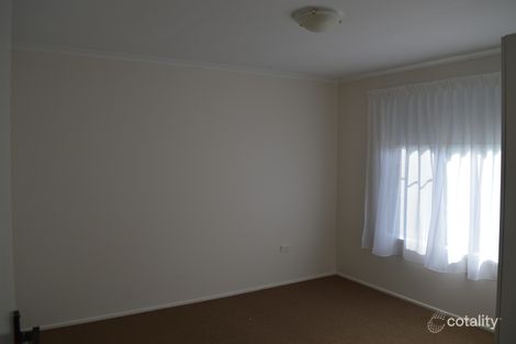 Property photo of 44 Lotus Crescent Centenary Heights QLD 4350