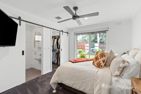 Property photo of 16 Warrington Crescent Wattle Glen VIC 3096