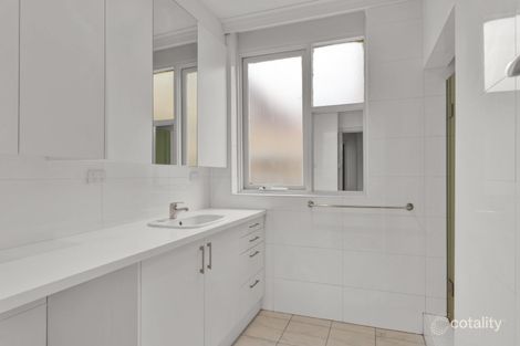 Property photo of 14/5 Selwyn Court Toorak VIC 3142