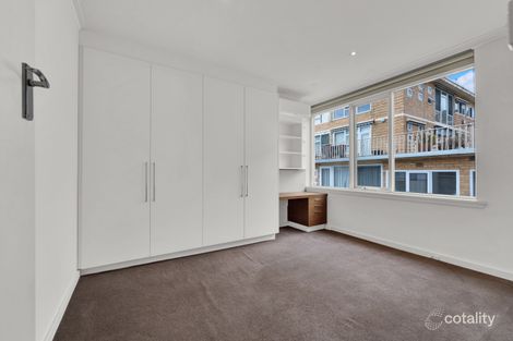 Property photo of 14/5 Selwyn Court Toorak VIC 3142