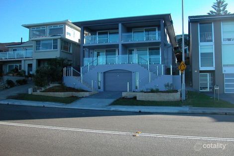 Property photo of 12 Carrington Parade Freshwater NSW 2096