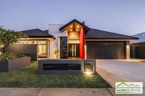 Property photo of 11 Newbridge Green Butler WA 6036