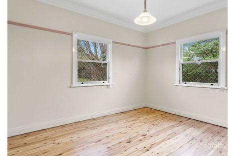 Property photo of 17 Geoffrey Street Mount Lofty QLD 4350