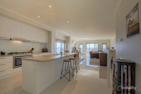 Property photo of 47 Eagle Bay Terrace Paynesville VIC 3880