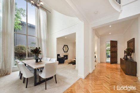 Property photo of 9 Weatherly Grove Brighton VIC 3186