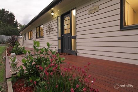 10 Benton Rd, Healesville, VIC 3777