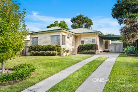 Property photo of 107 Panorama Drive Farmborough Heights NSW 2526