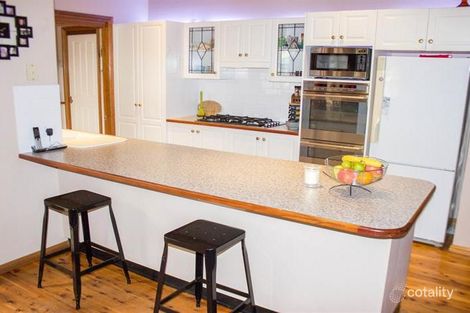 Property photo of 12 Oakmont Avenue Dubbo NSW 2830