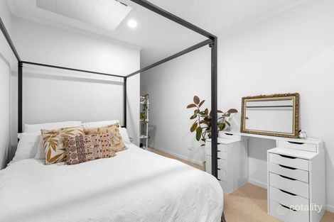 Property photo of 205/5 Folkestone Street Bowen Hills QLD 4006
