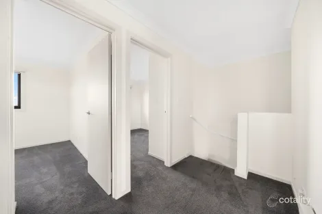 Property photo of 37 Rogers Road Googong NSW 2620