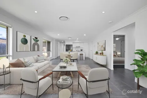 Property photo of 2 Franco Place Bridgeman Downs QLD 4035