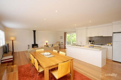 24 Clyde Ave, St Leonards, VIC 3223