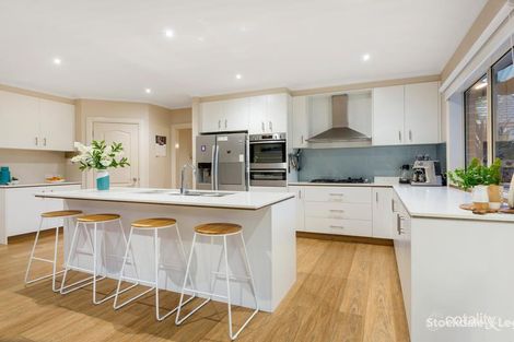 Property photo of 4 Snowbush Link Langwarrin VIC 3910