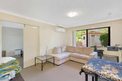 Property photo of 2/27 Chester Terrace Southport QLD 4215