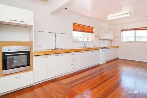 Property photo of 20 Miandetta Street Mansfield QLD 4122