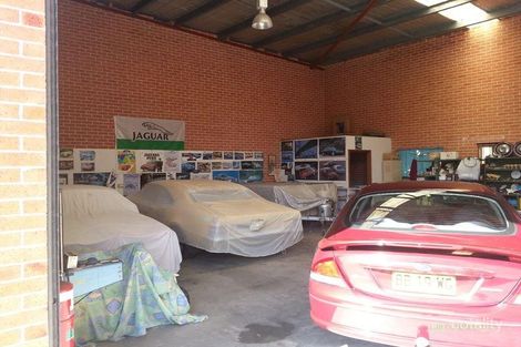 39 Young St, West Gosford, NSW 2250