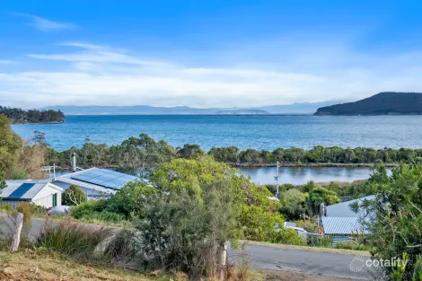 Property photo of 35 Lagoon Road White Beach TAS 7184