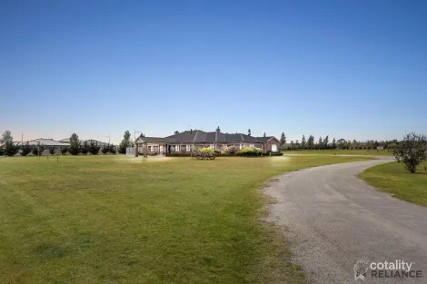 Property photo of 4 Nicholson Court Strathtulloh VIC 3338