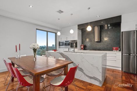 Property photo of 13 Peerless Court Avondale Heights VIC 3034